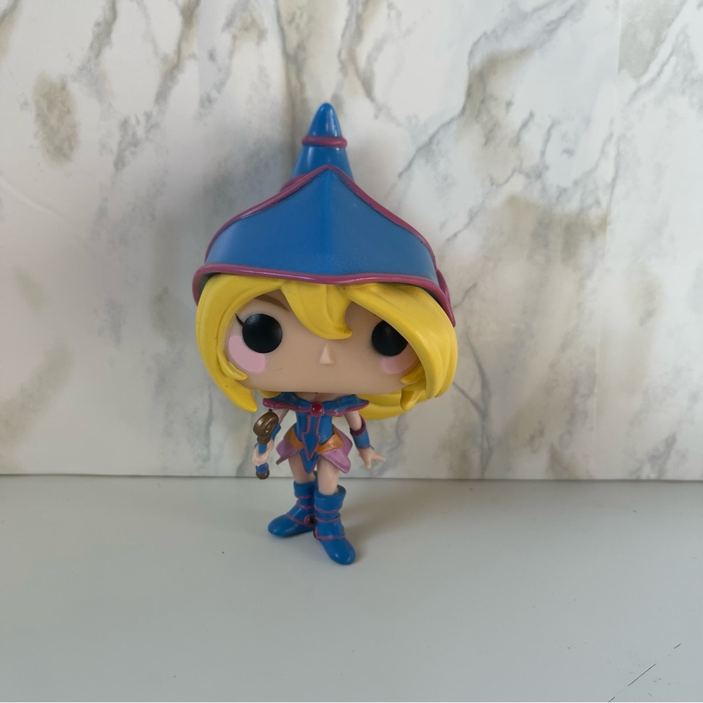 Funko pop dark magician girl